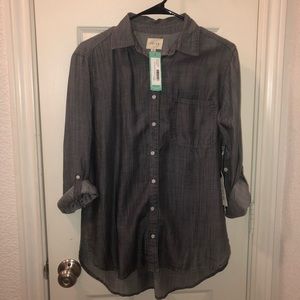 StitchFix ID:23 Dania Gray Chambray Top NWT